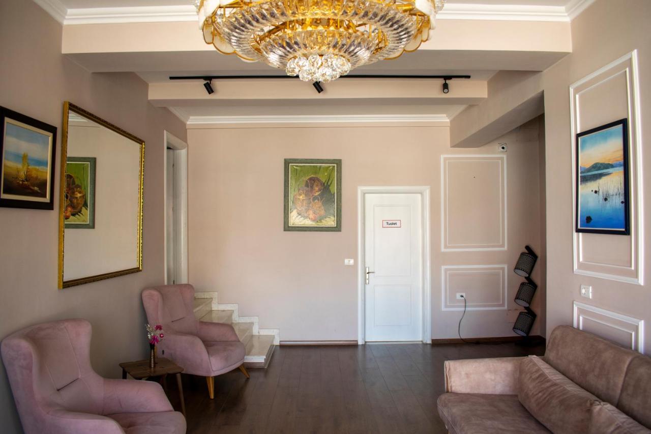Bocca Hotel Korce Exterior photo